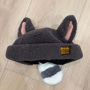 Peter Pan Neverland Adventure
Collection x Lost Children Raccoon Fluffy
Hat
